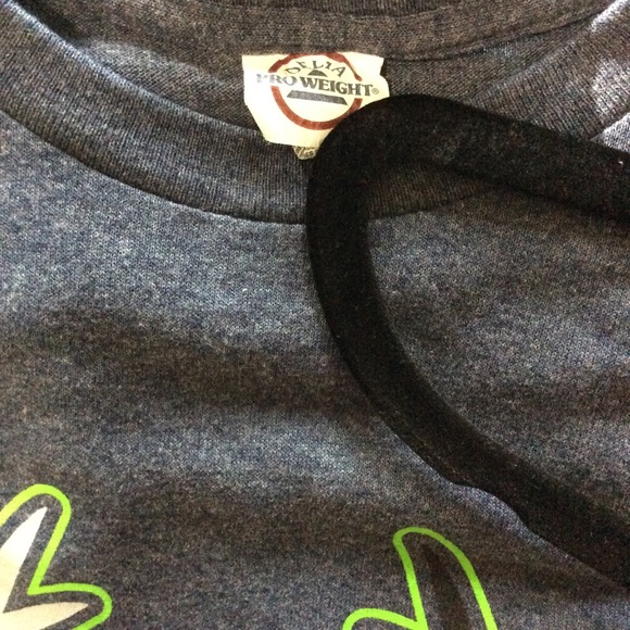 Realtree Outfitters T-Shirt 30 Year Anniversary L - Picture 3 of 6